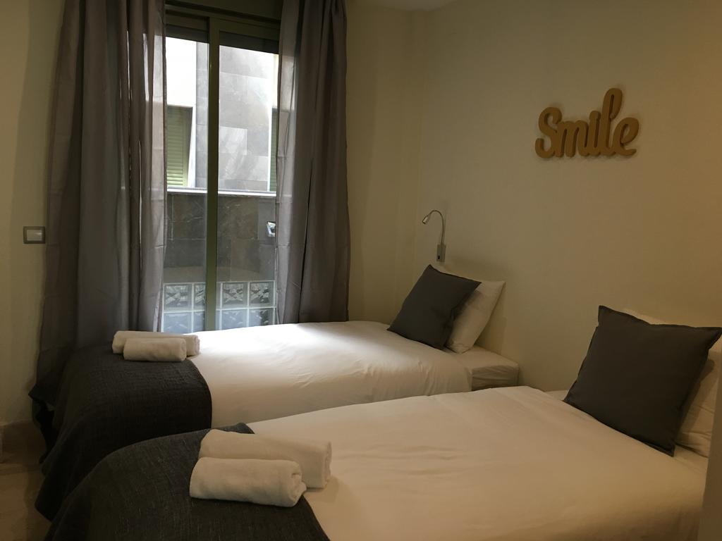סביליה 1E Azofaifo St Apartment מראה חיצוני תמונה