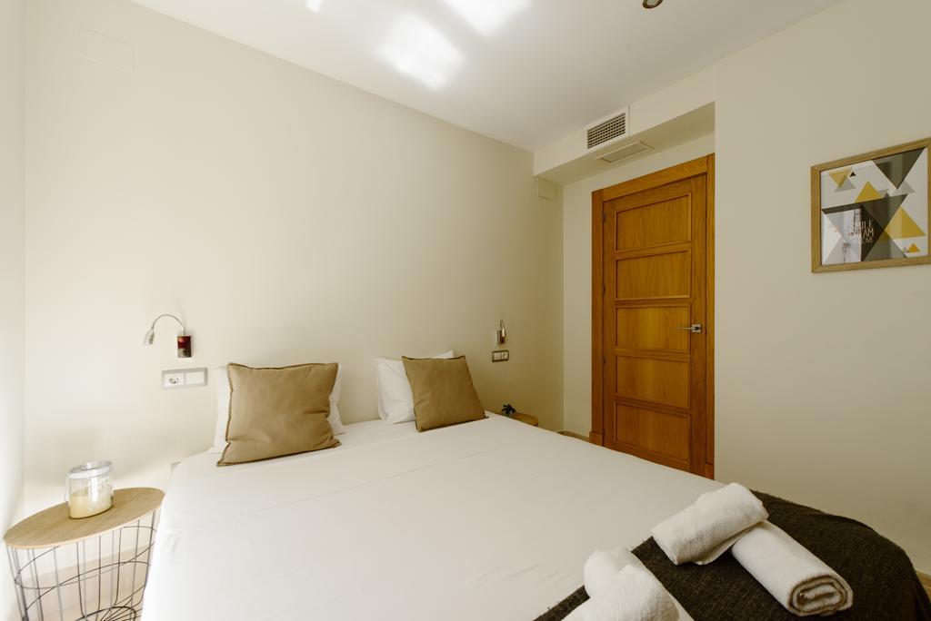 סביליה 1E Azofaifo St Apartment מראה חיצוני תמונה