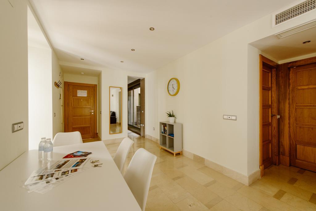 סביליה 1E Azofaifo St Apartment מראה חיצוני תמונה